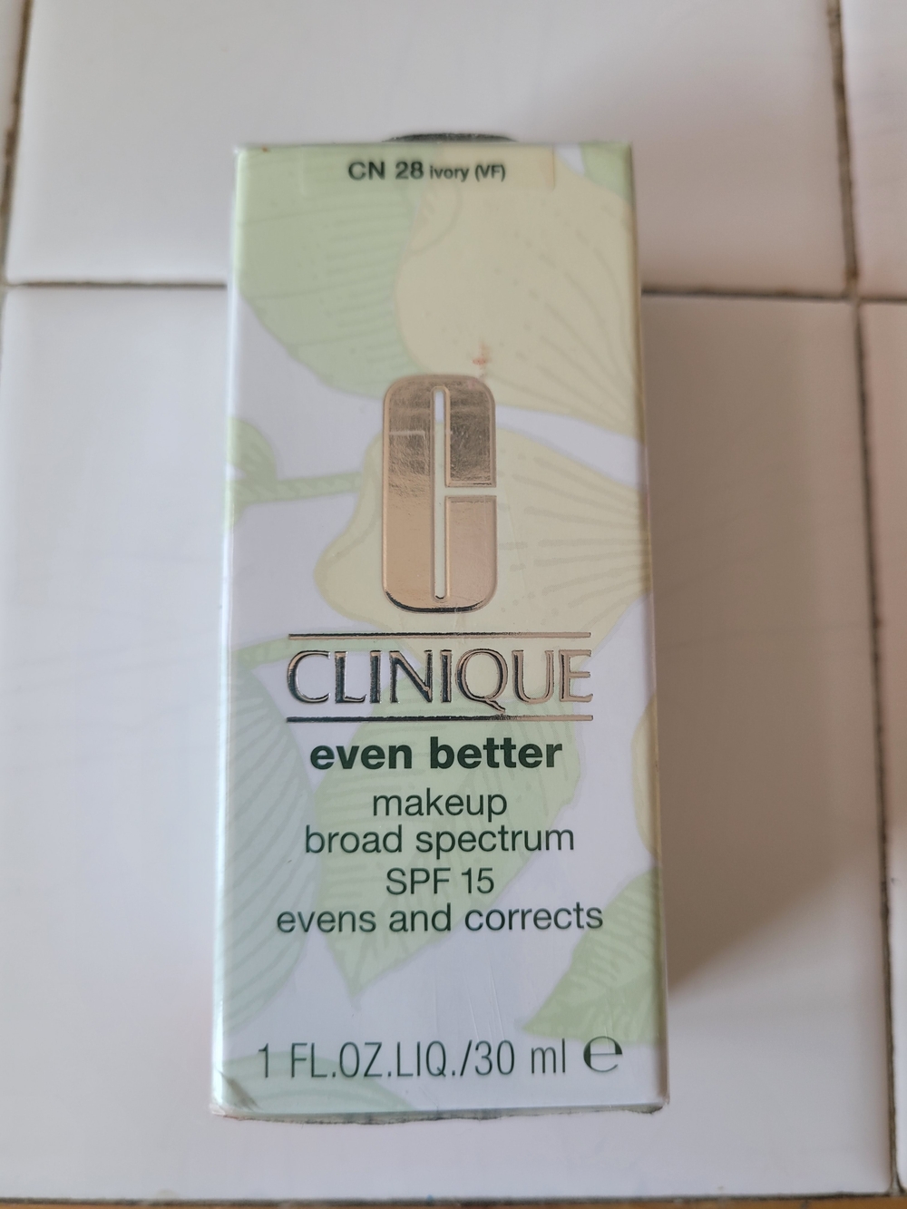 Clinique Even Better Makeup SPF 15 - Ivory (CN 28)